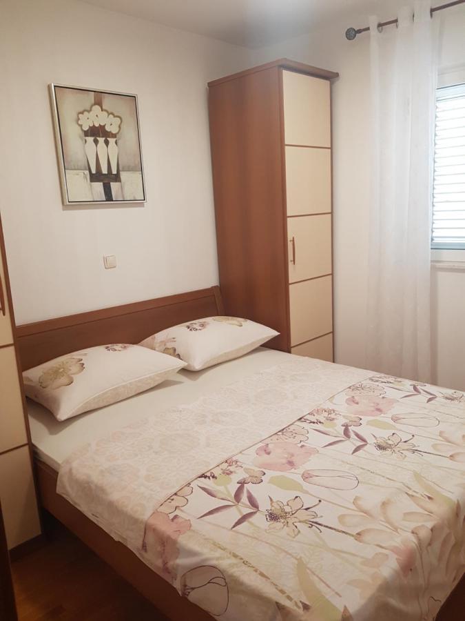 Apartment Lea Слатине Екстериор снимка
