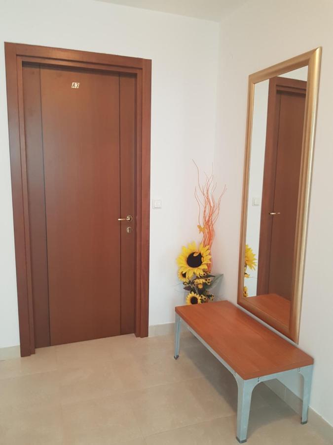 Apartment Lea Слатине Екстериор снимка